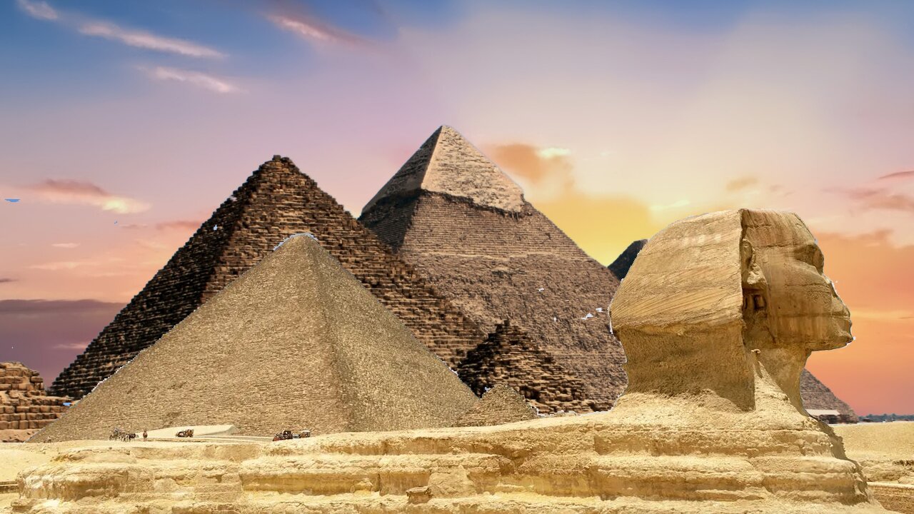 Pyramids-of-Giza-in-Egypt,-world-forum-live.jpg